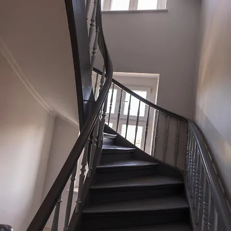 By 2homerent Apartmán