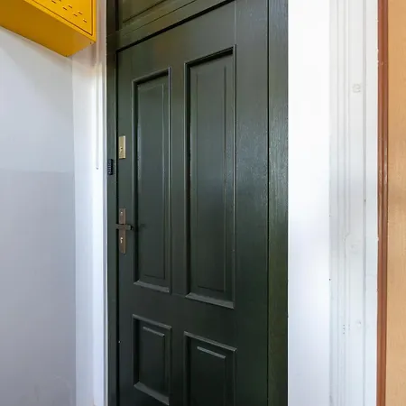 With Private Bathroom In Apartment Gdansk