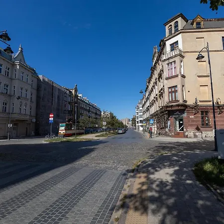 With Private Bathroom In Apartment Gdansk