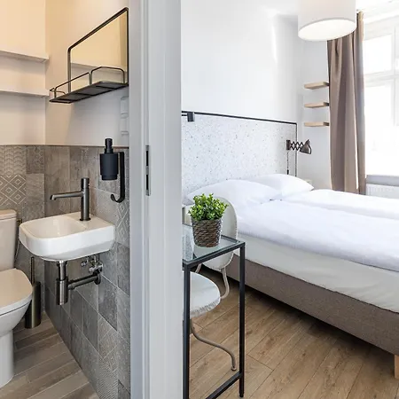 With Private Bathroom In *